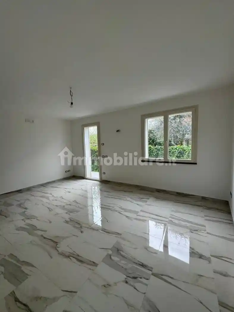 Villetta a schiera in vendita a Lucca