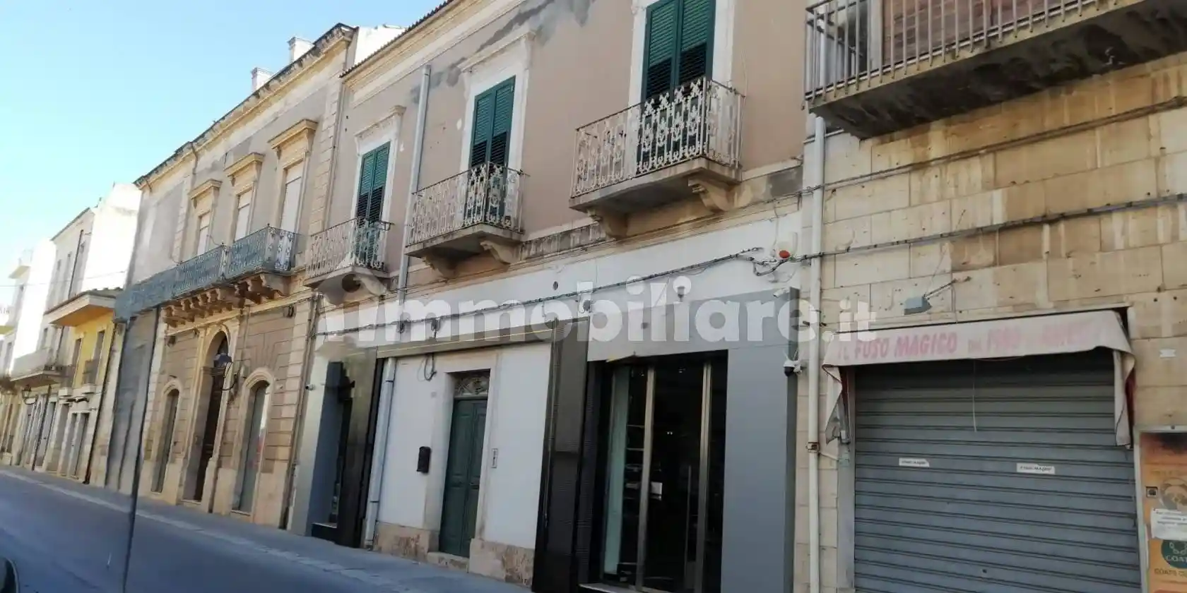 Palazzo - Edificio in vendita a Vittoria