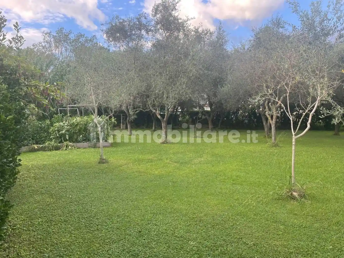 Villa in vendita a Sarzana
