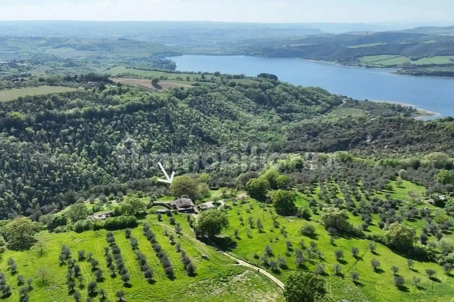 Rustico - Casale in vendita a Baschi