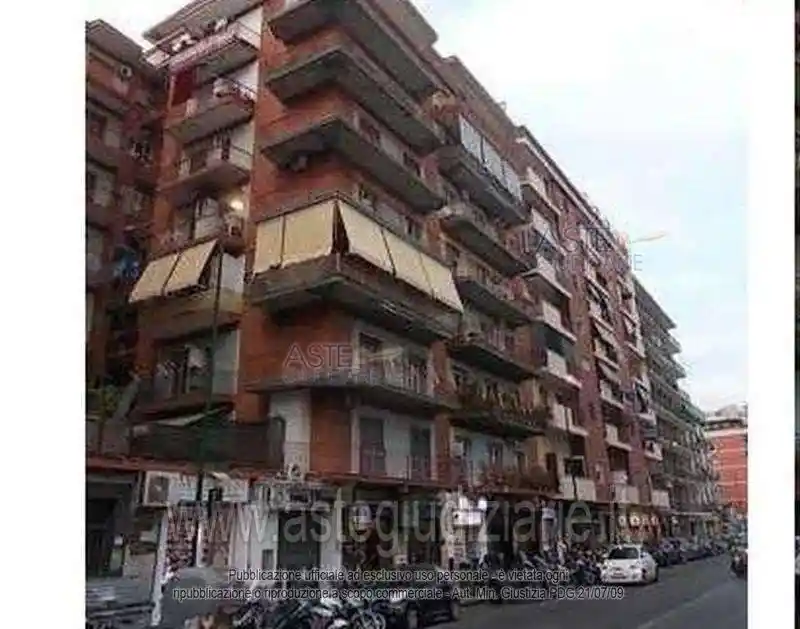 Appartamento in vendita a Napoli