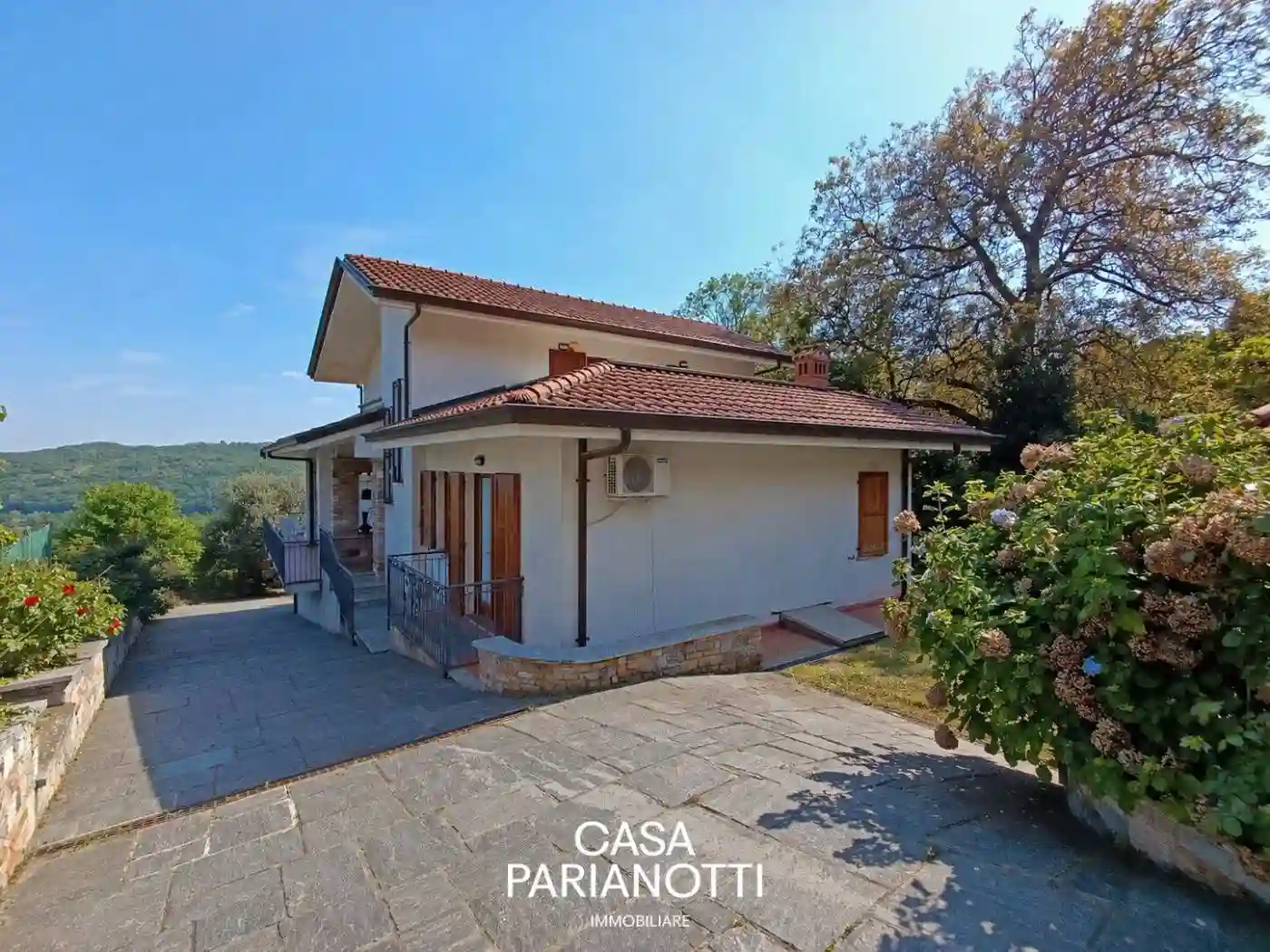 Villa - foto 2