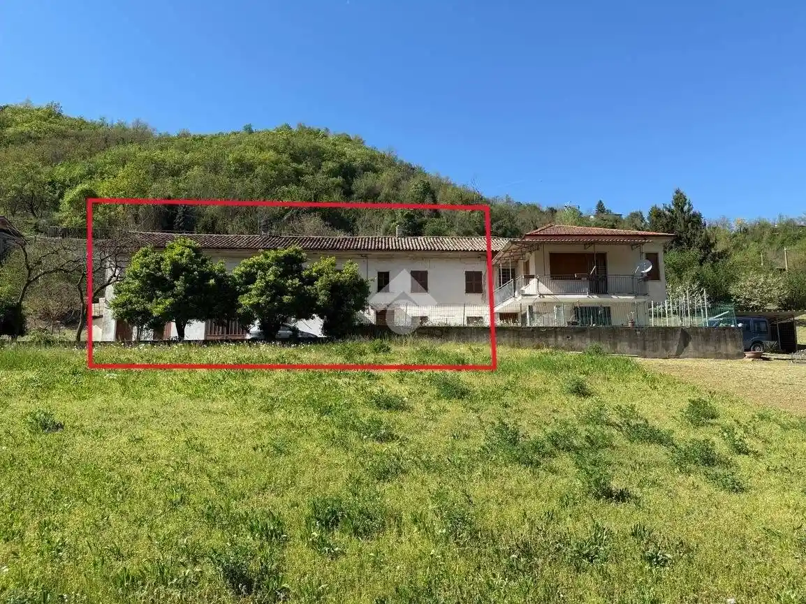 Casa indipendente in vendita a Canelli