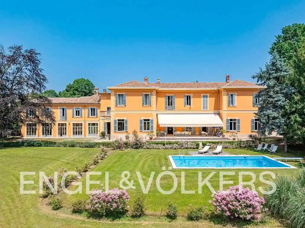 Villa in vendita a Monticello Brianza