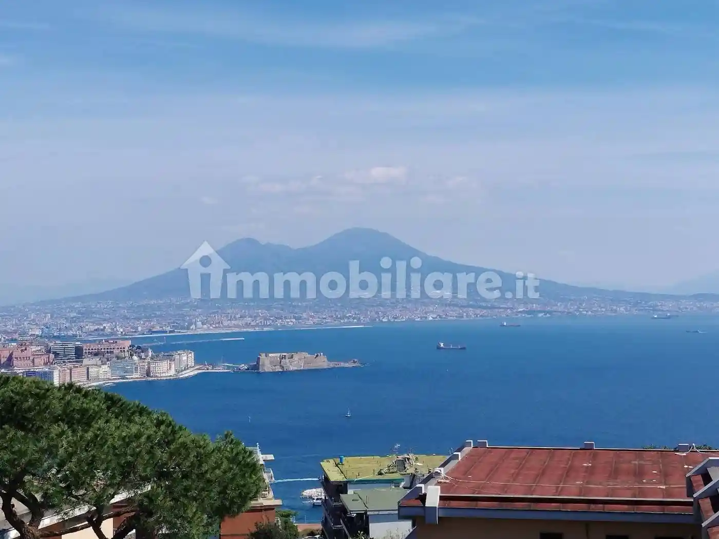 Appartamento in vendita a Napoli