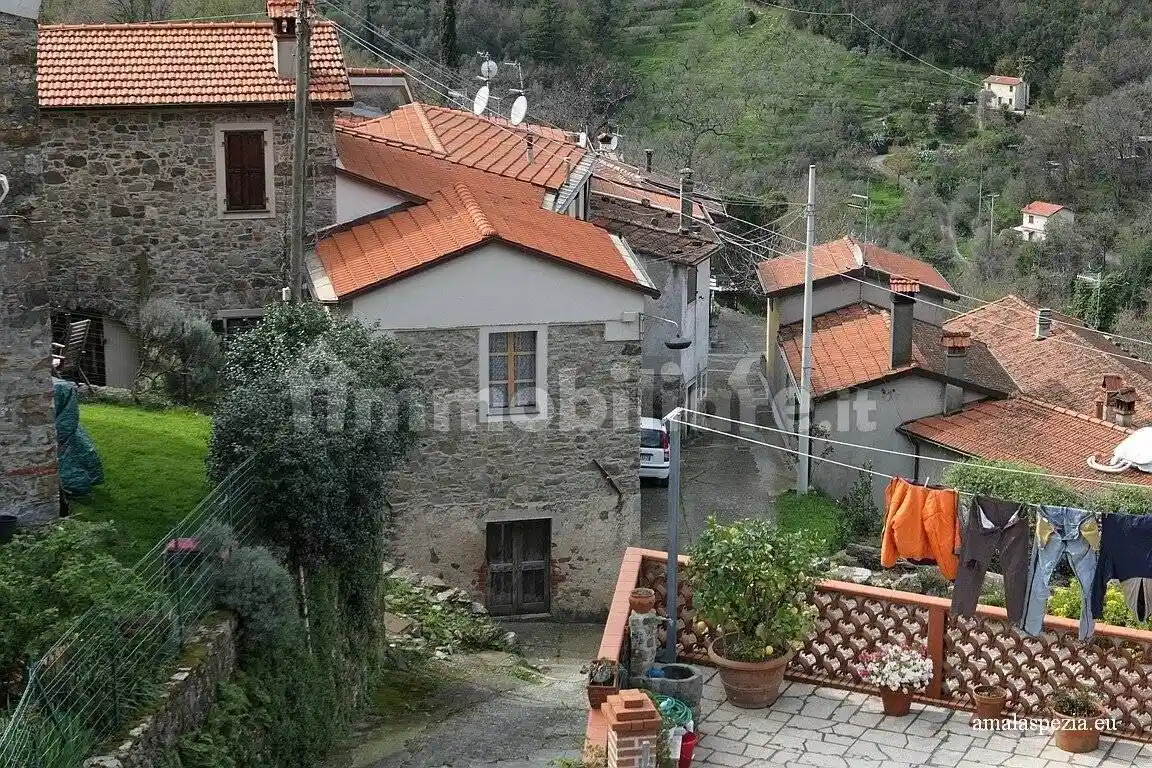 Rustico - Casale in vendita a Fosdinovo