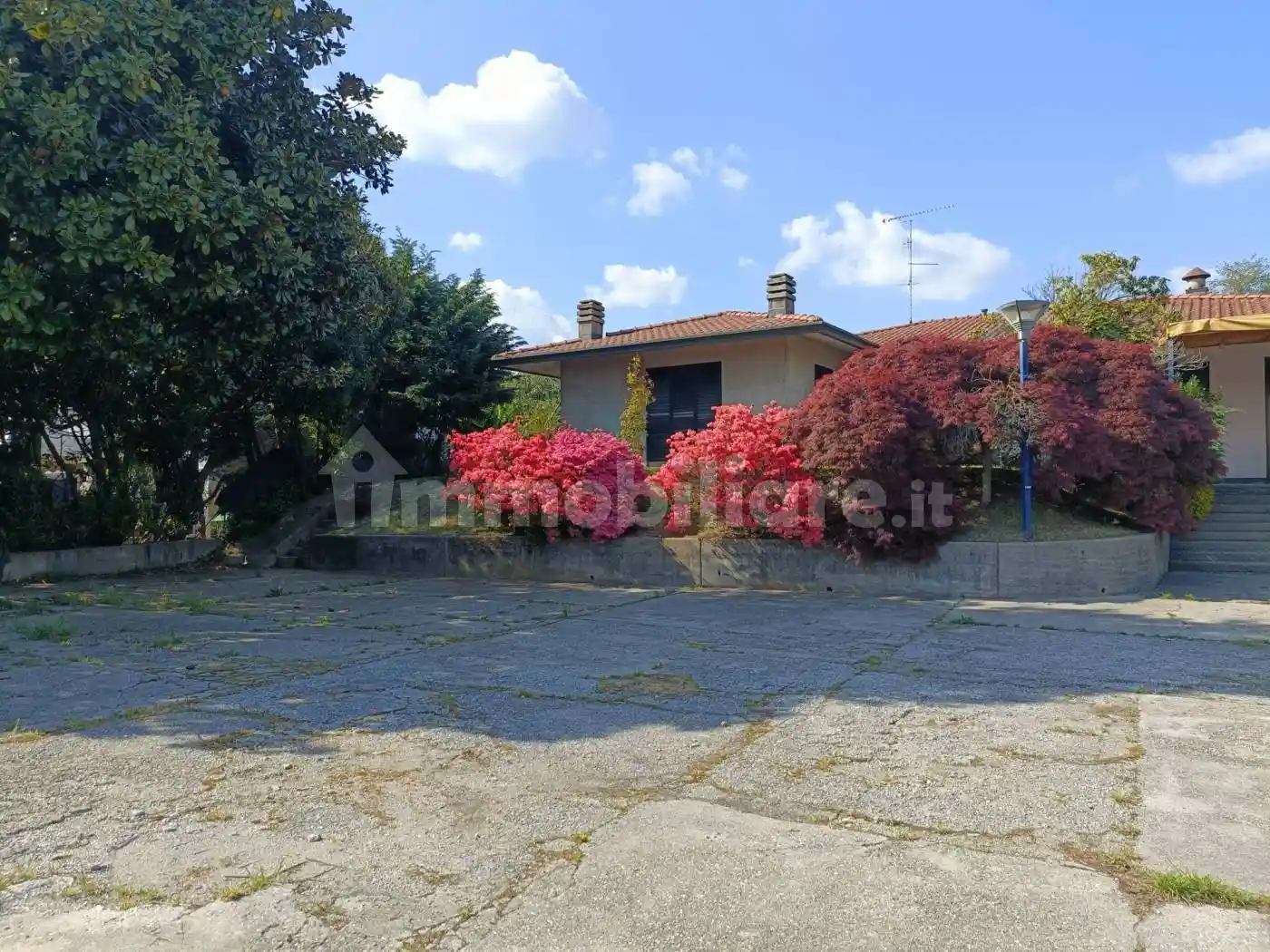 Villa in vendita a Bizzarone