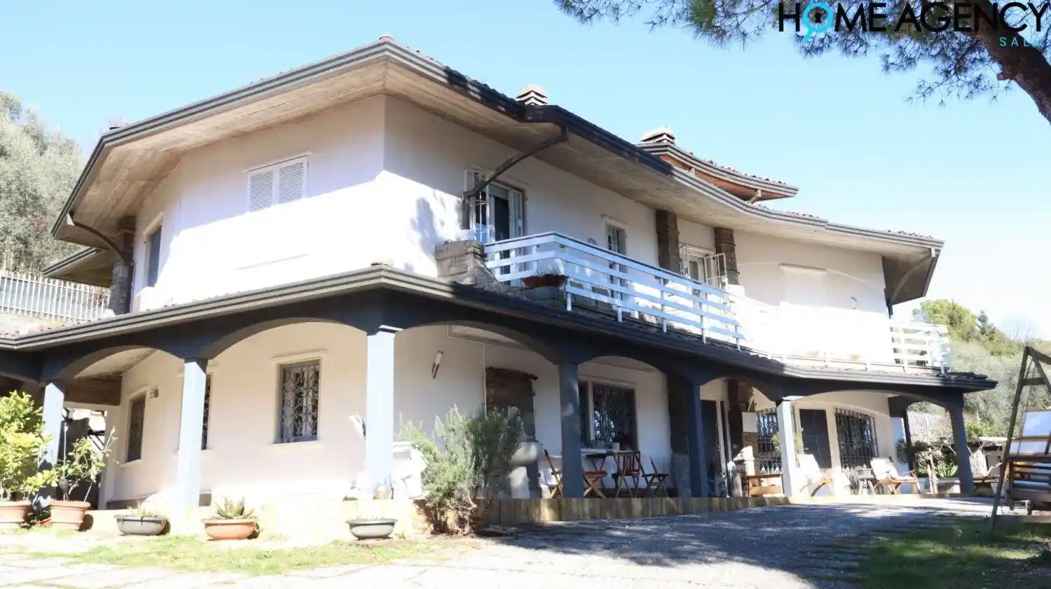 Villa in vendita a Roè Volciano
