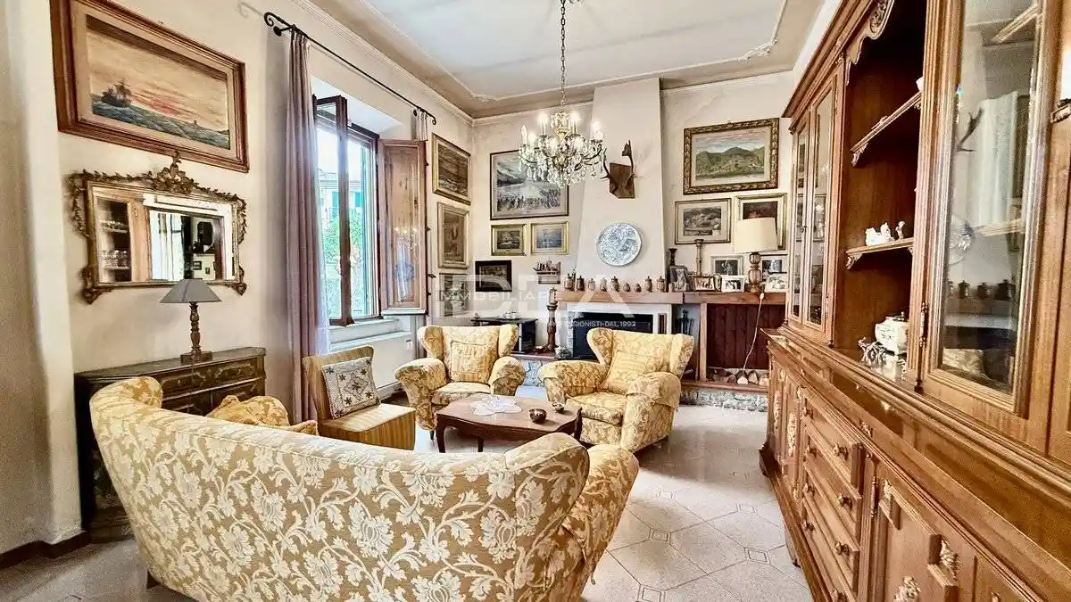 Villa in vendita a Lucca