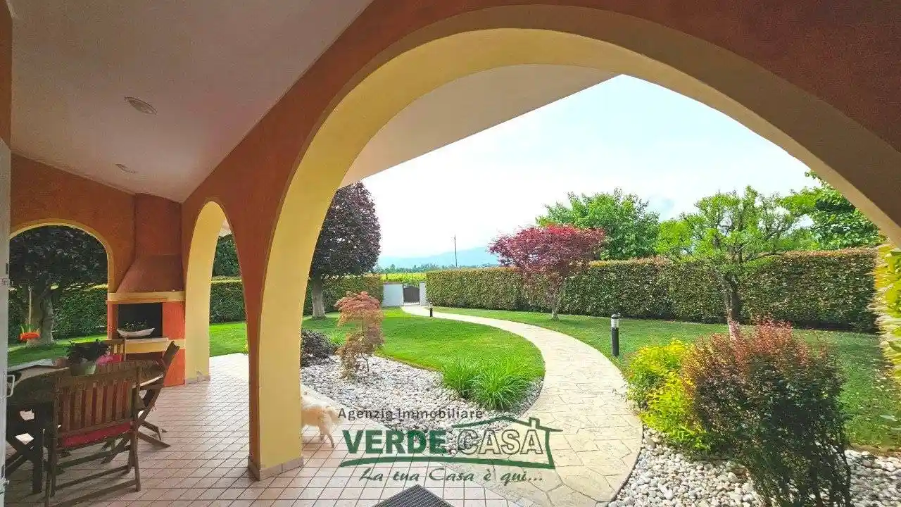 Villa in vendita a Altivole