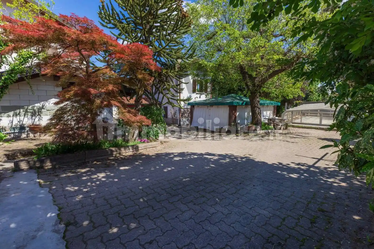 Casa indipendente in vendita a Induno Olona