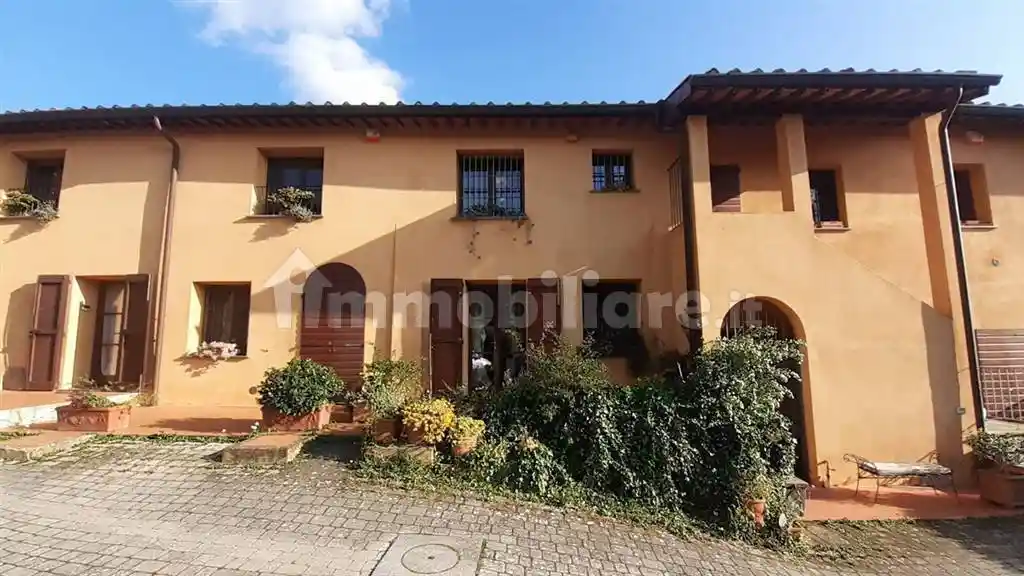 Casa indipendente in vendita a San Giuliano Terme