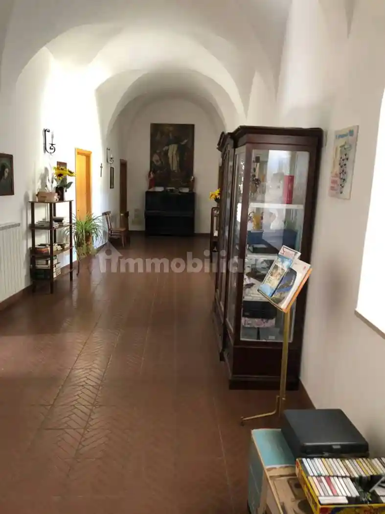 Palazzo - Stabile in vendita a Orsara di Puglia