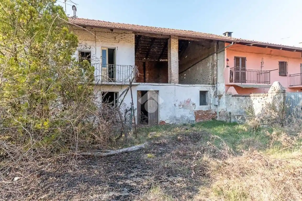 Rustico - Casale in vendita a San Gillio