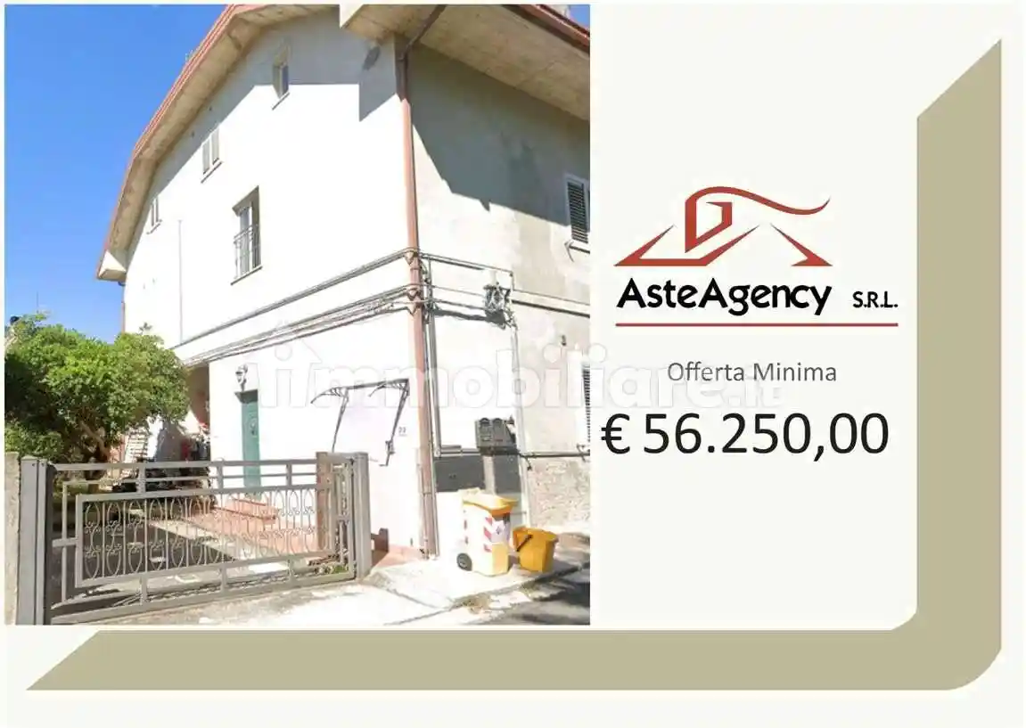 Appartamento in vendita a Folignano