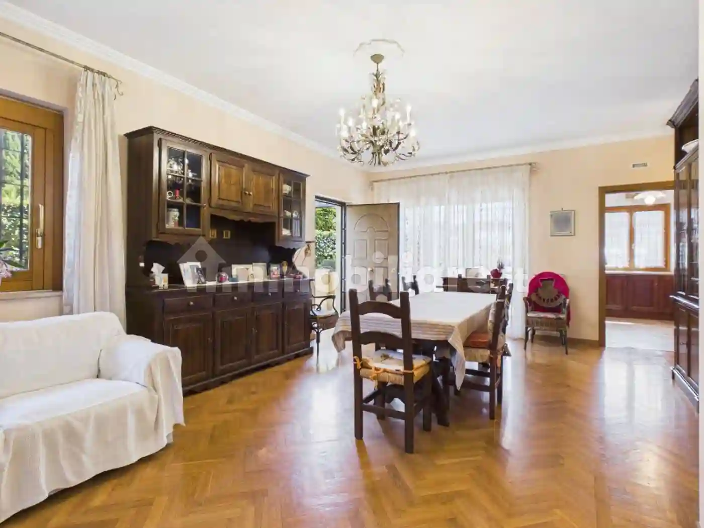 Villa - foto 3