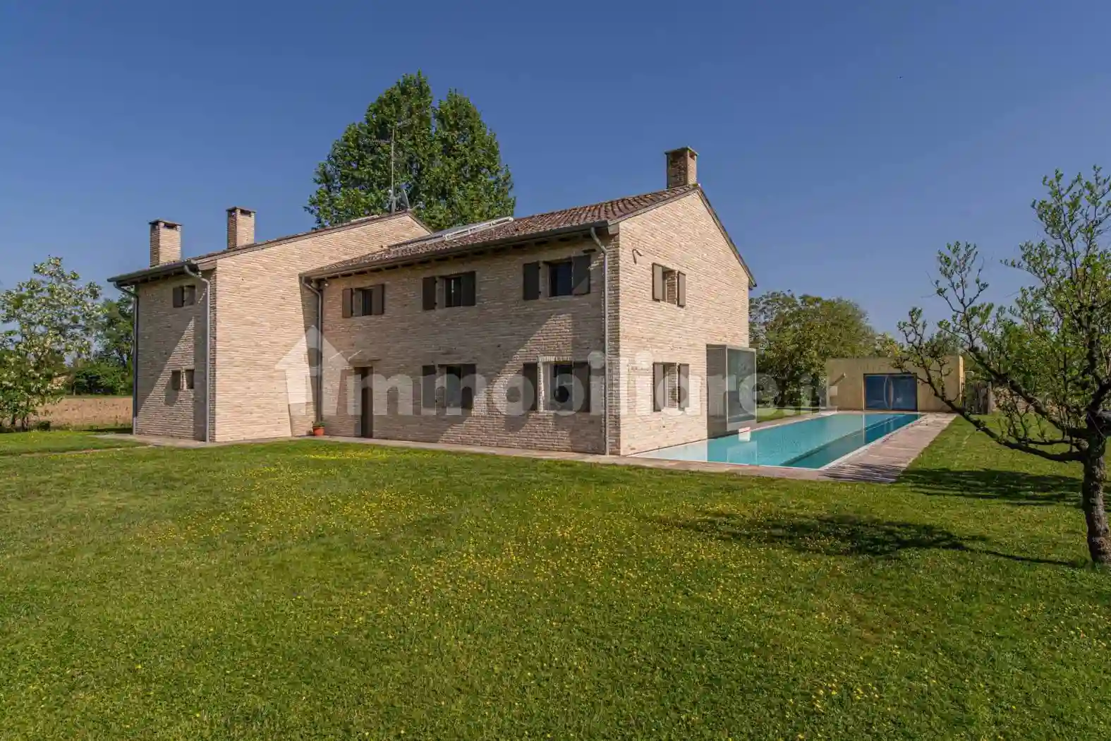Villa - foto 2