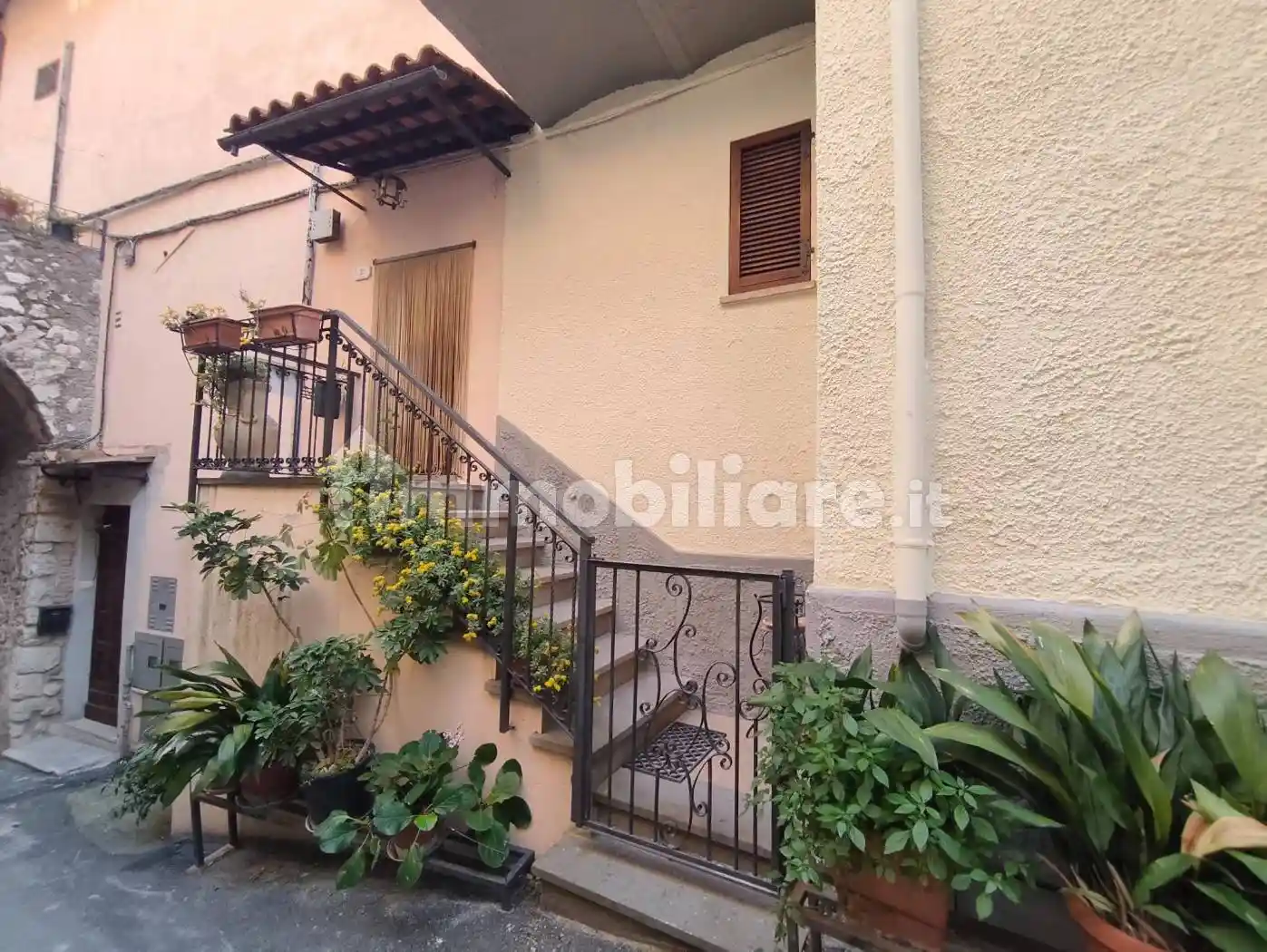 Casa indipendente in vendita a Terni