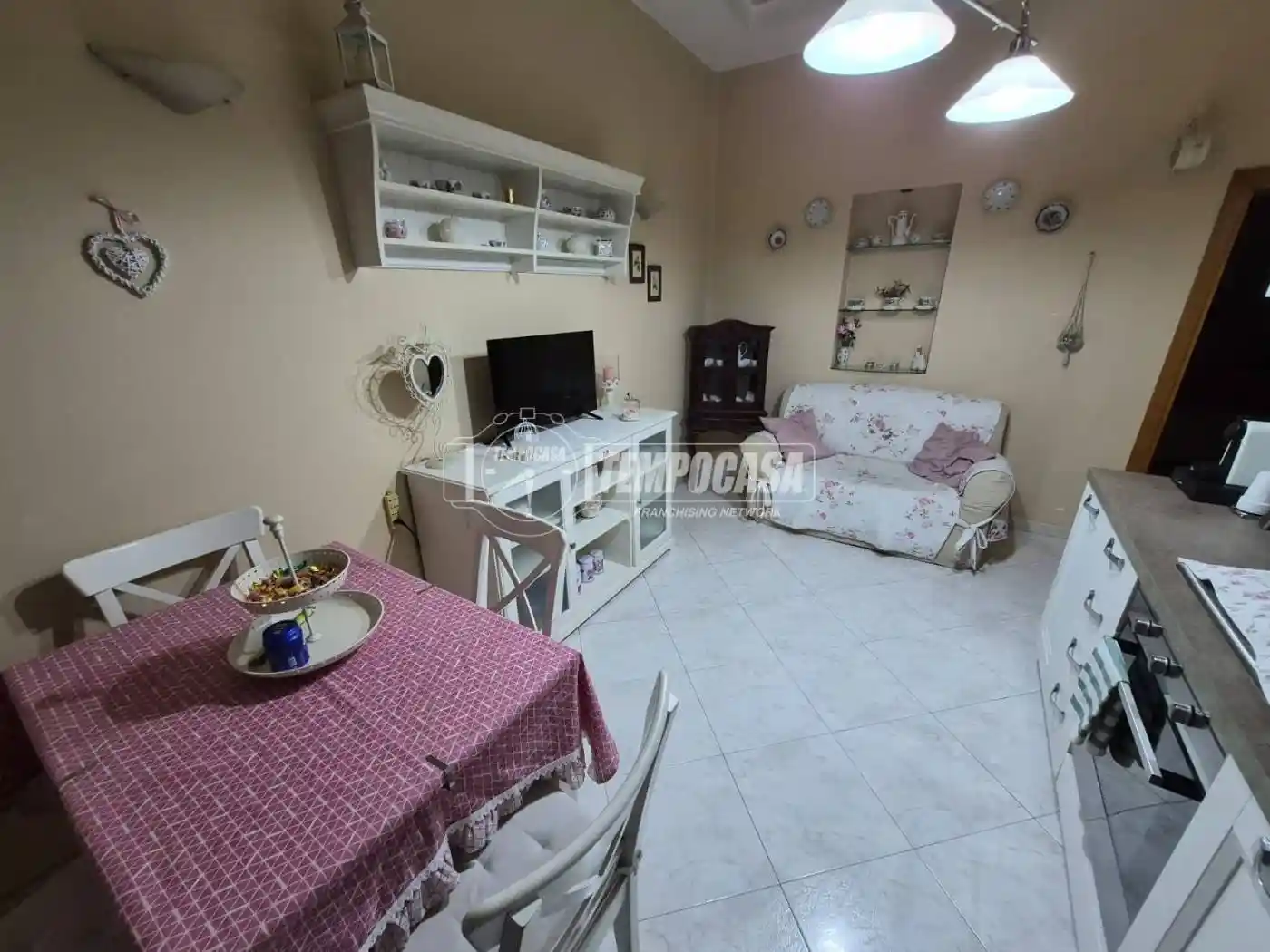 Appartamento in vendita a Napoli