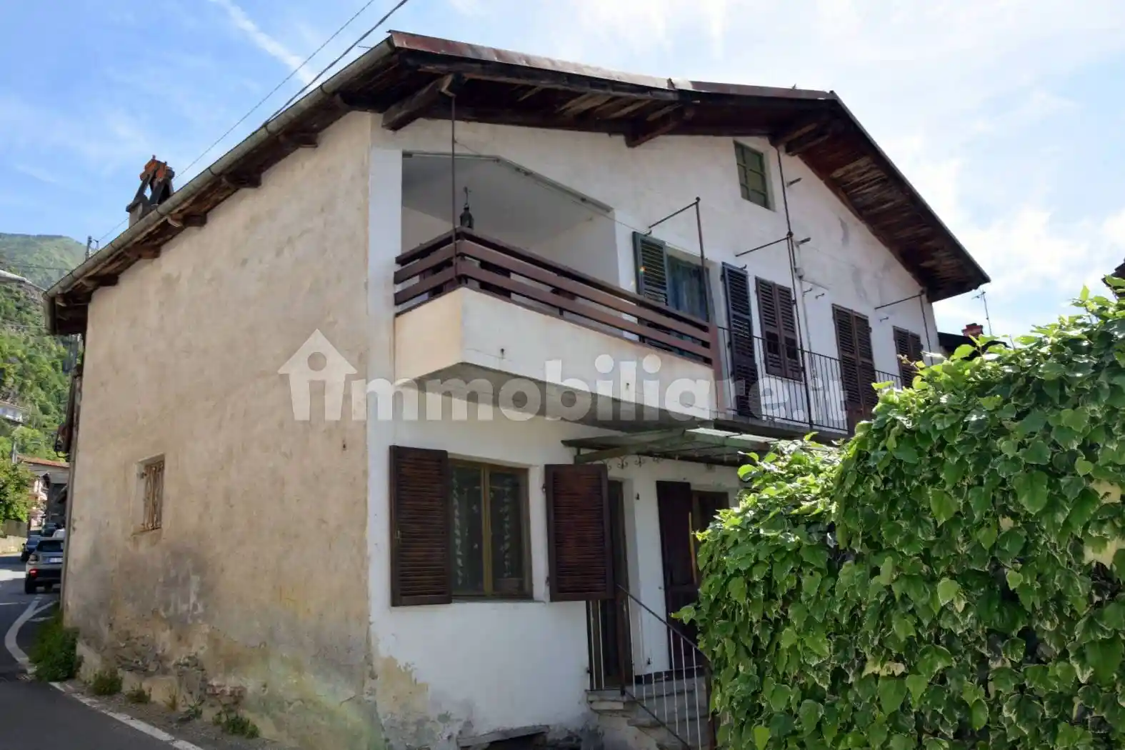Casa indipendente in vendita a Mompantero