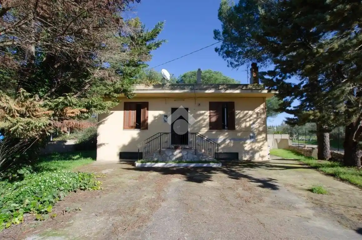Villa in vendita a Gioia del Colle