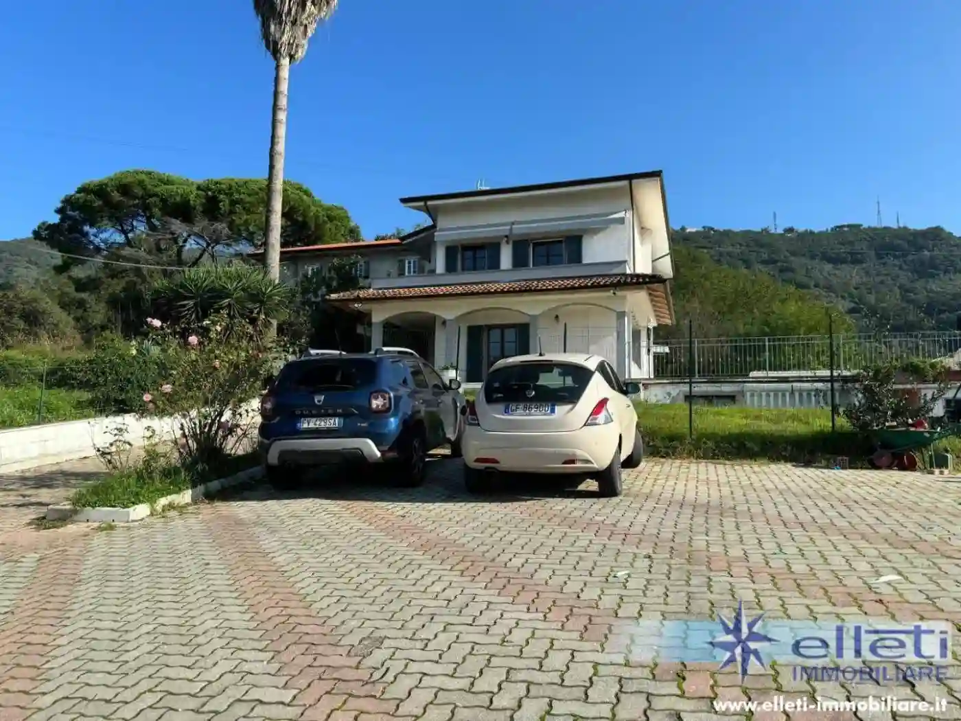 Villa - foto 2
