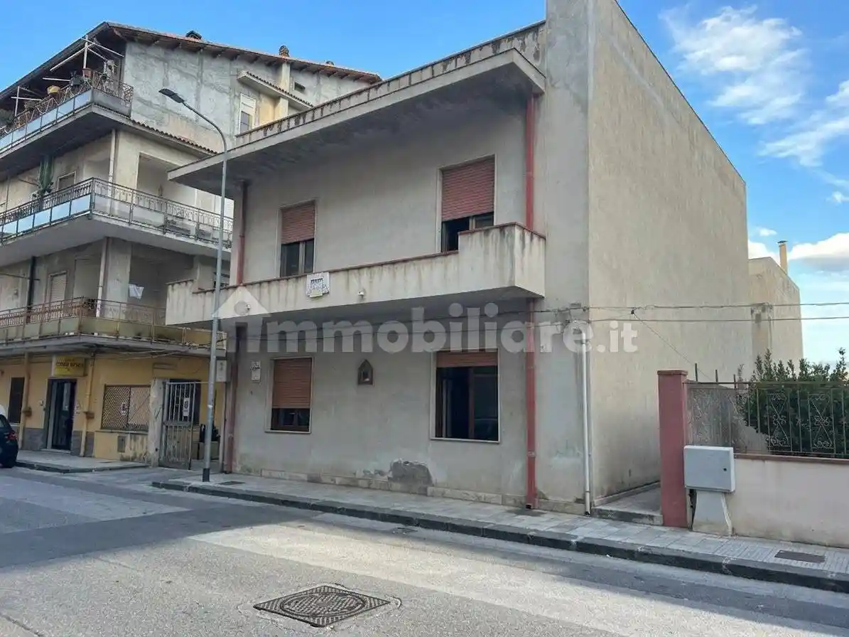 Casa indipendente in vendita a Terme Vigliatore