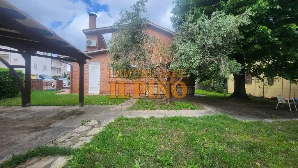 Casa indipendente in vendita a Calcinaia