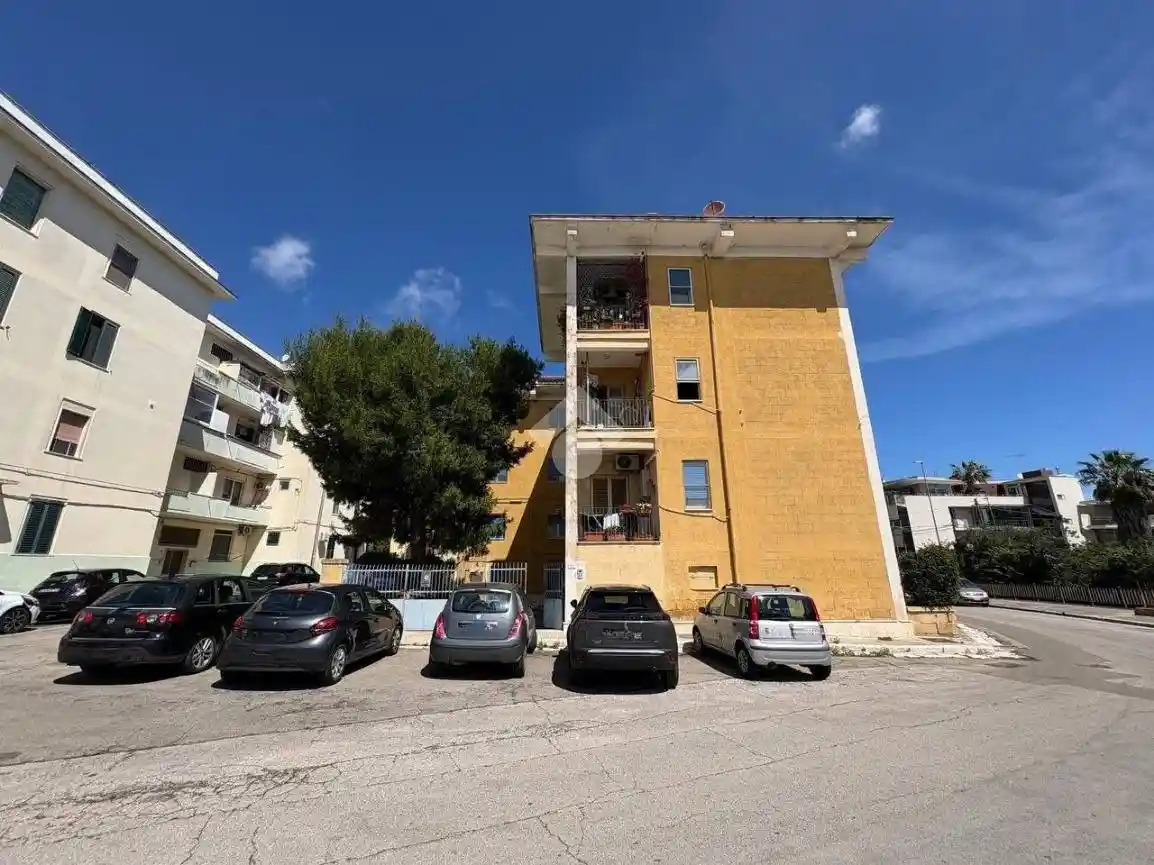 Appartamento in affitto a Brindisi