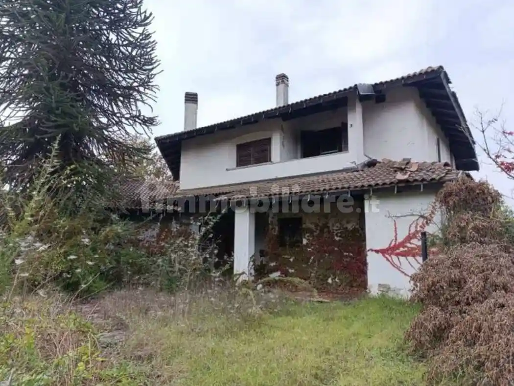 Villa in vendita a Asti