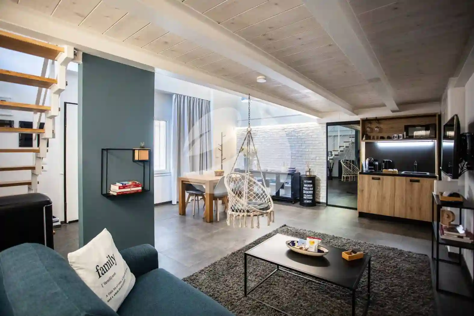 Loft - foto 2