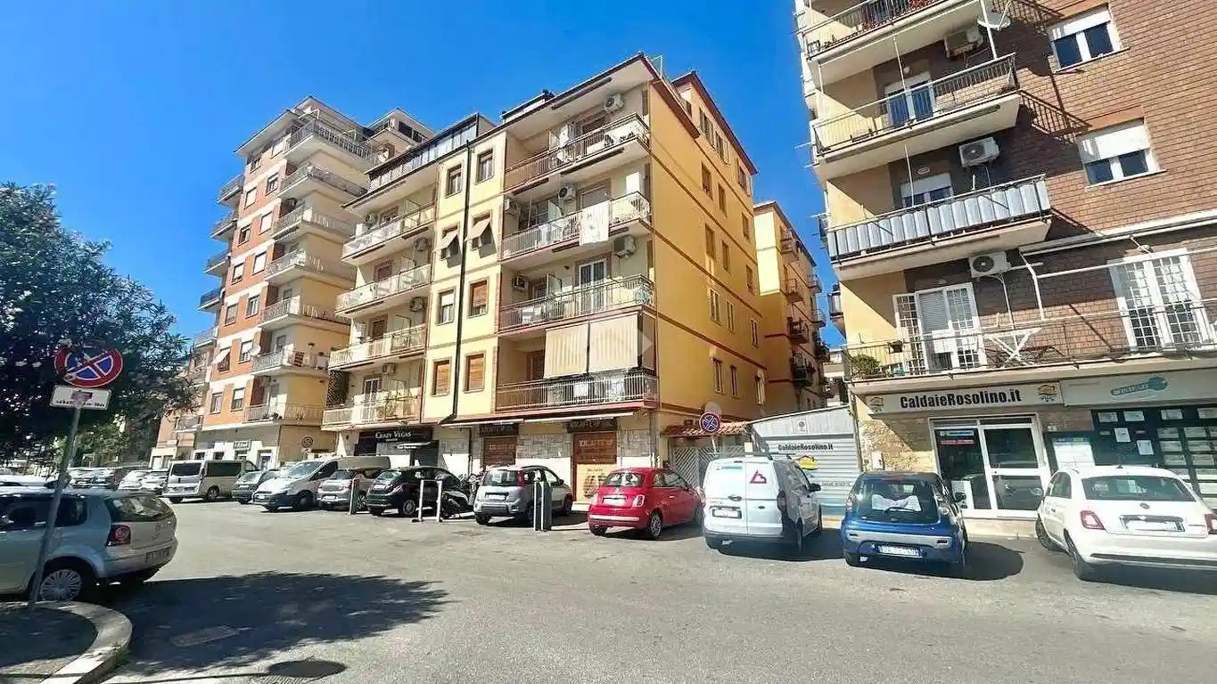 Appartamento in vendita a Ladispoli