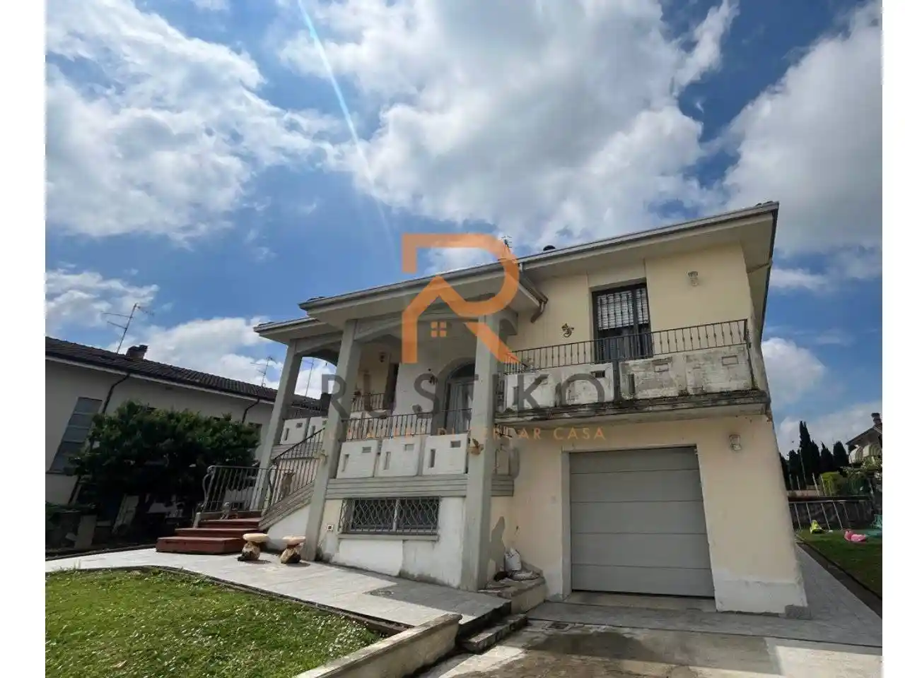 Villa in vendita a Luzzara