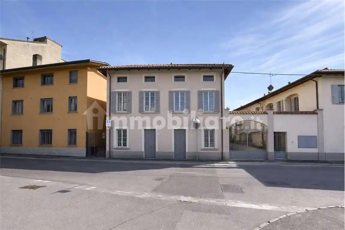 Rustico - Casale in vendita a Cologno al Serio