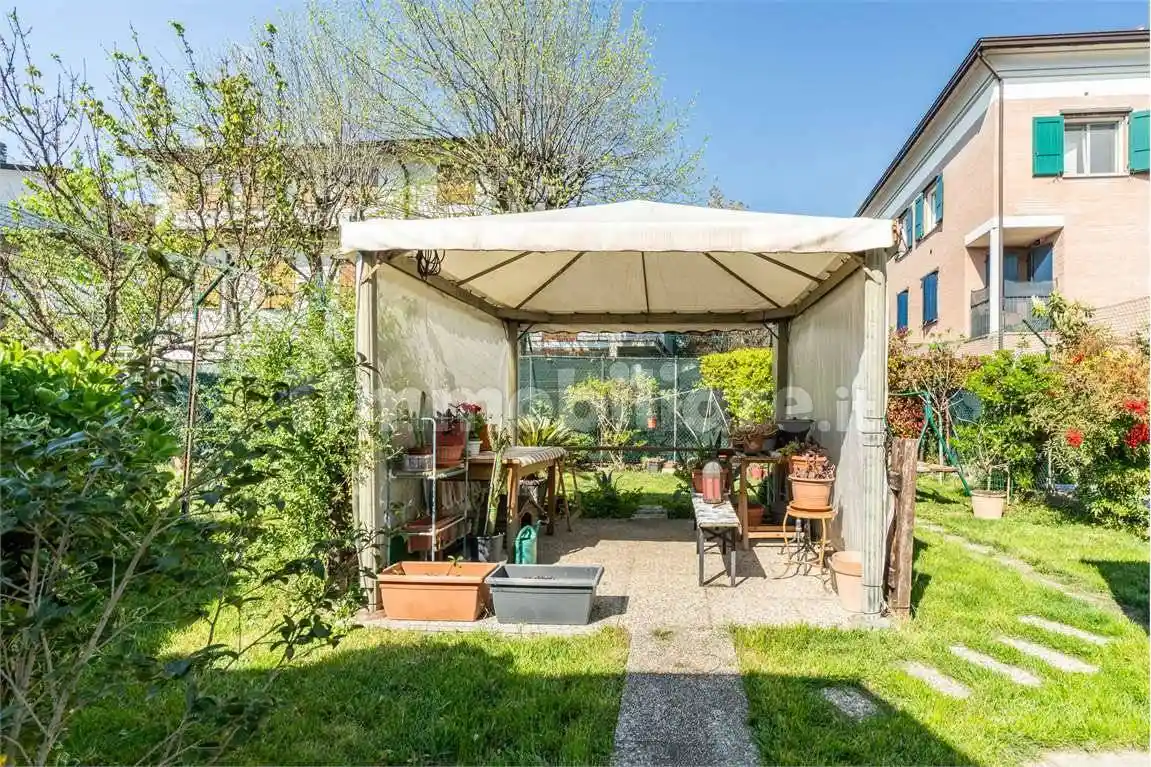 Villa in vendita a Carpi