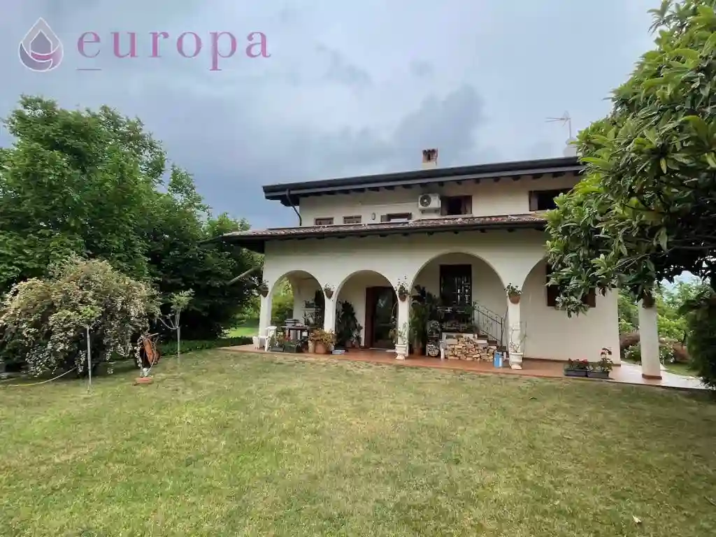 Villa - foto 3