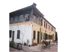 Appartamento in vendita a Urbana