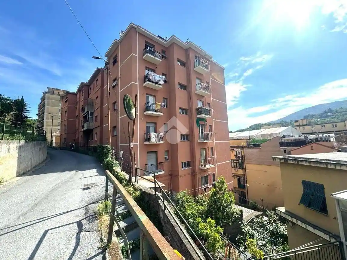 Appartamento in vendita a Genova