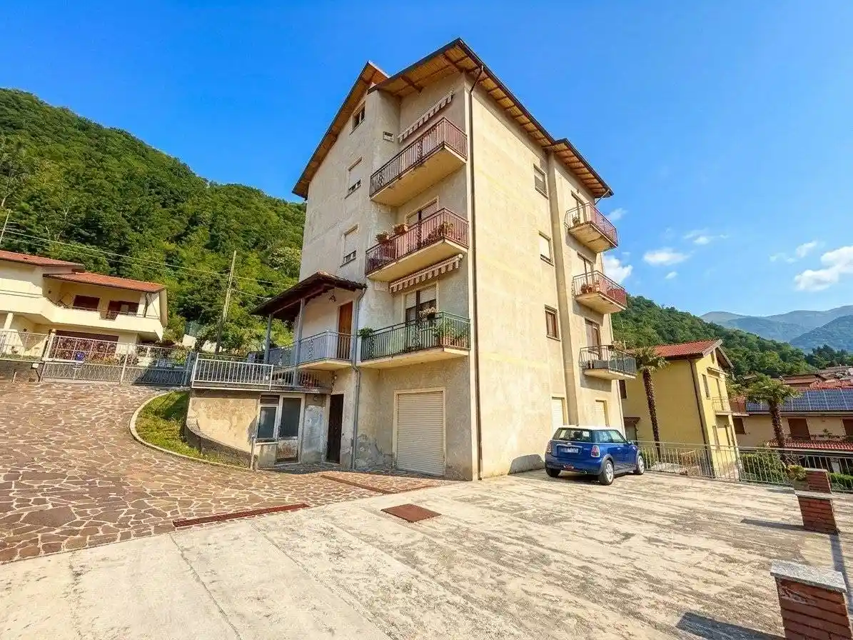 Appartamento in vendita a Airuno