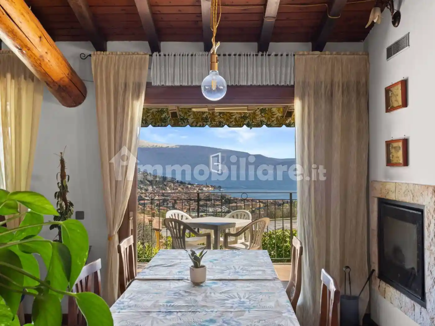 Villa in vendita a Salò