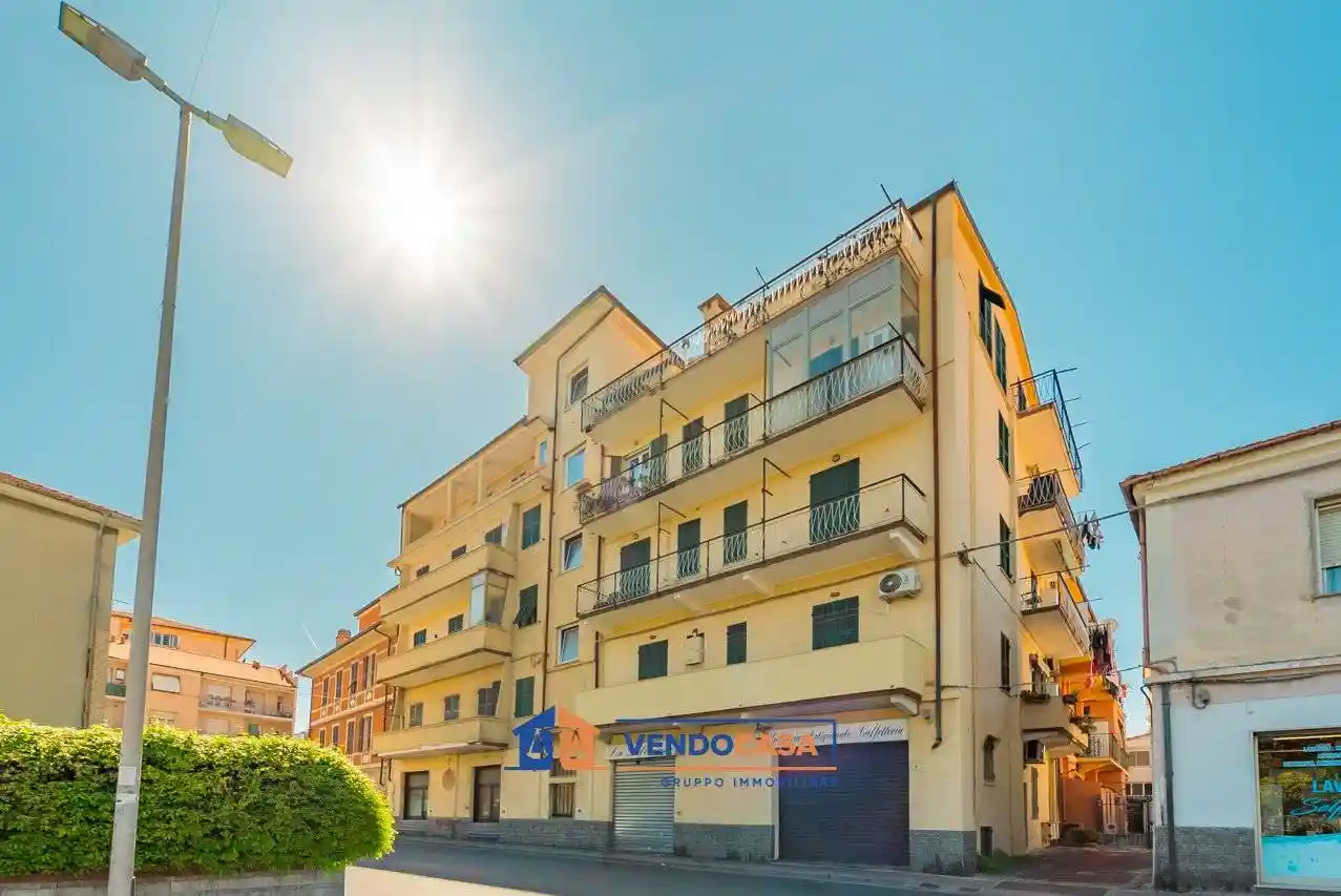 Appartamento in vendita a Albenga