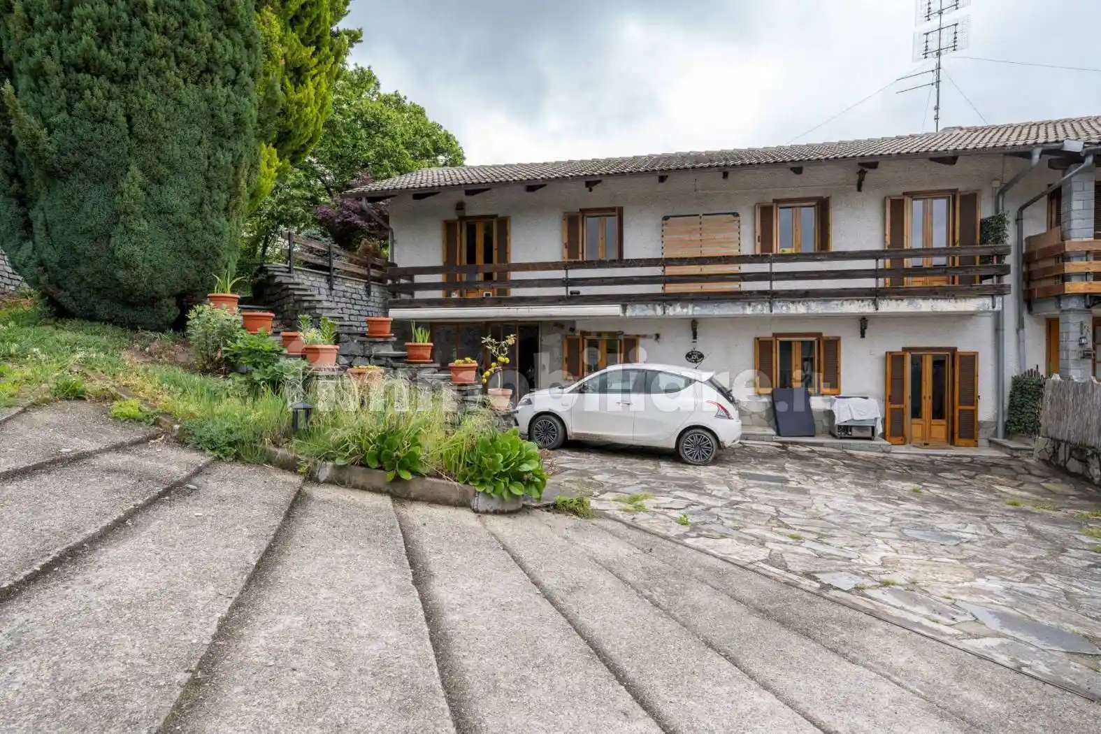 Casa indipendente in vendita a Barge
