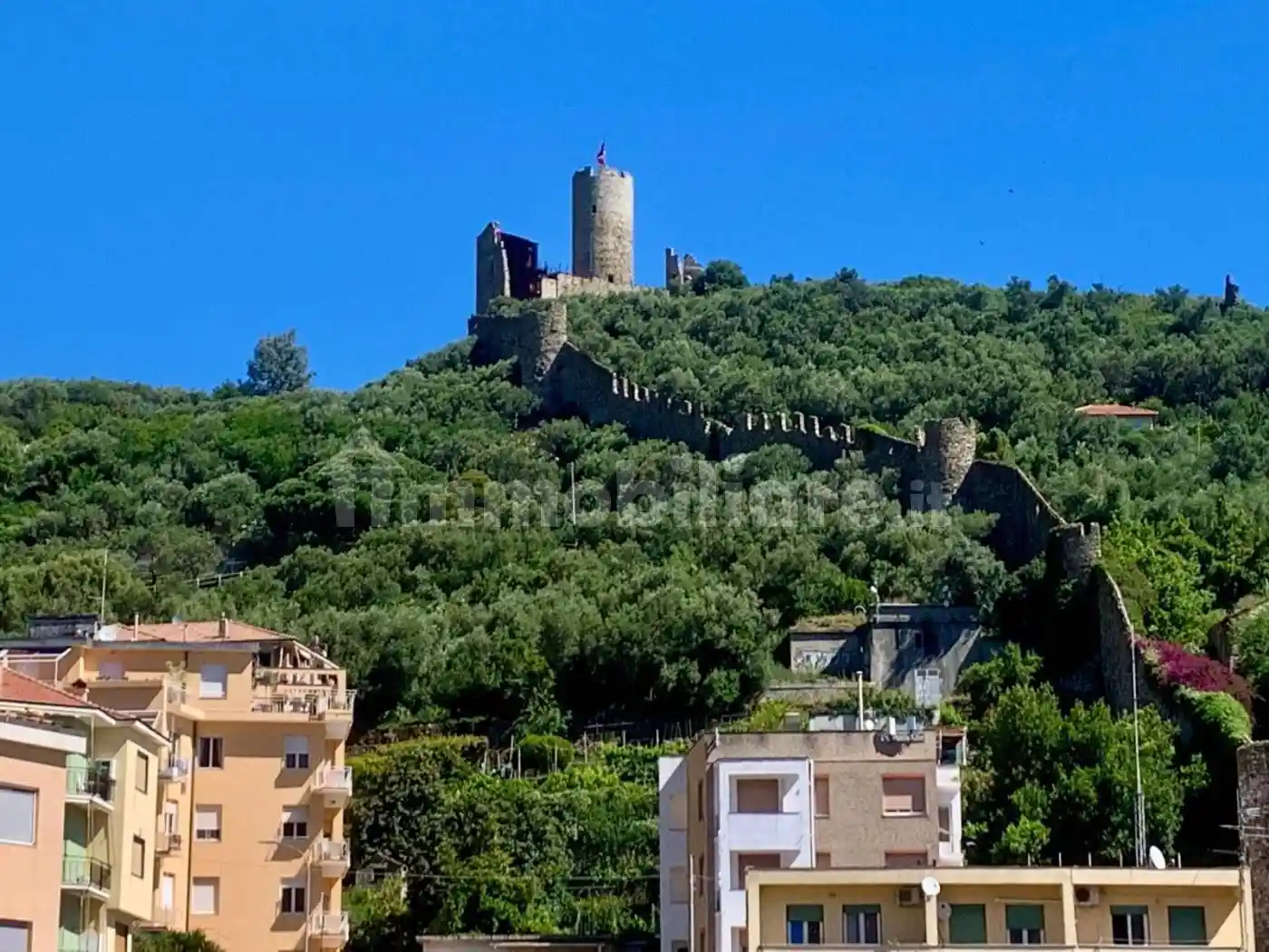 Appartamento in vendita a Noli