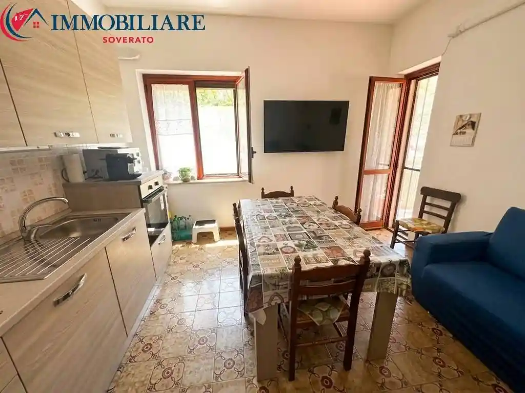 Appartamento in vendita a Sant'Andrea Apostolo dello Ionio