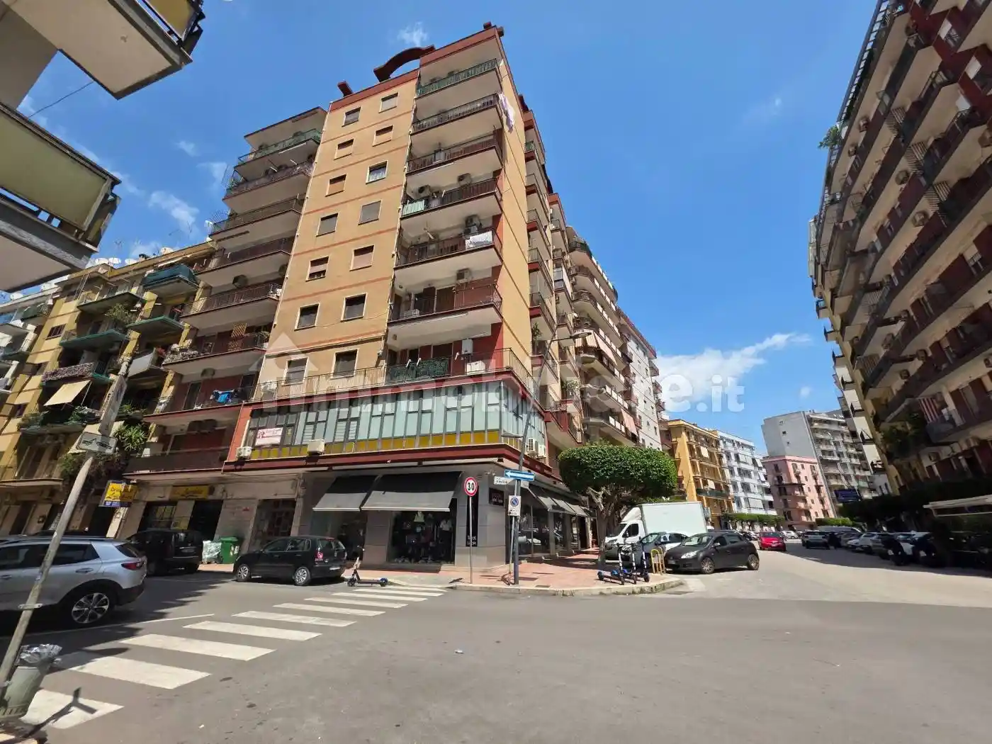 Appartamento in vendita a Taranto