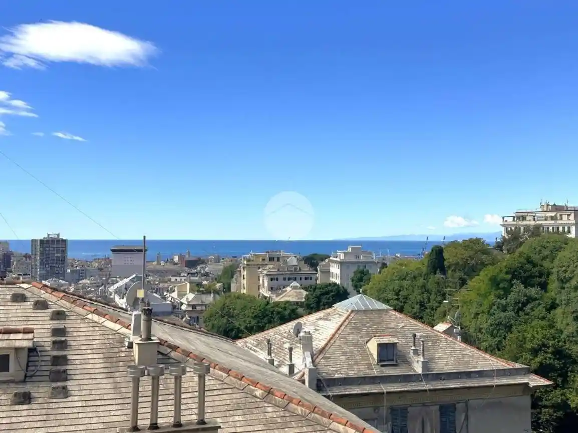 Appartamento in vendita a Genova