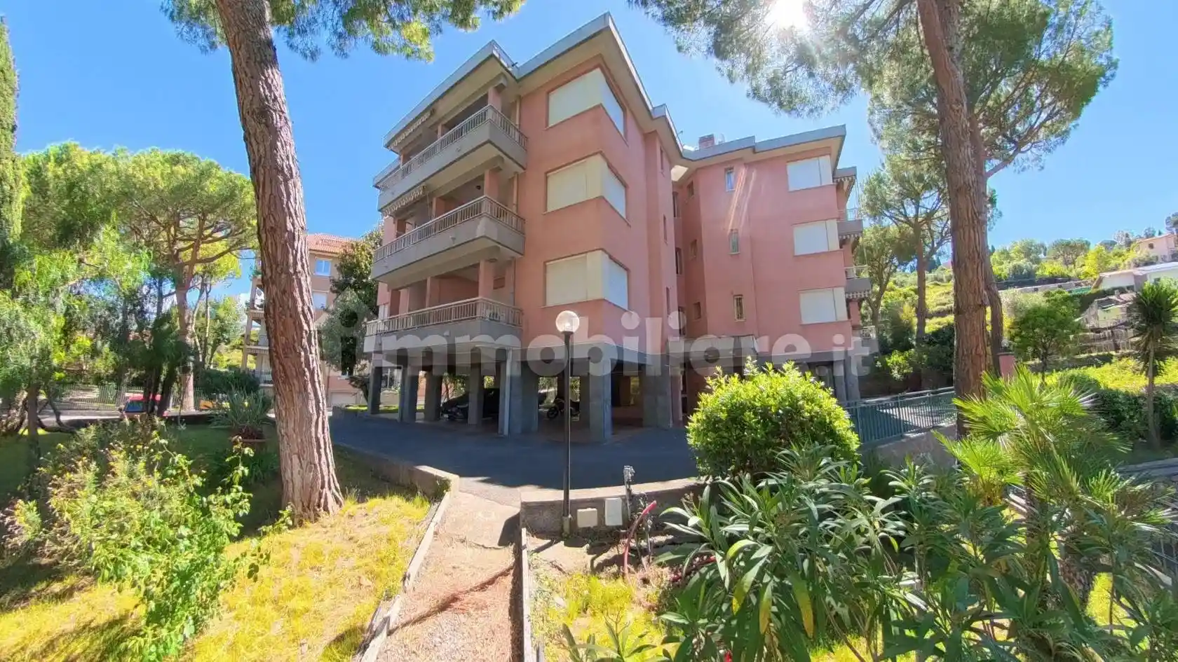 Appartamento in vendita a Bordighera