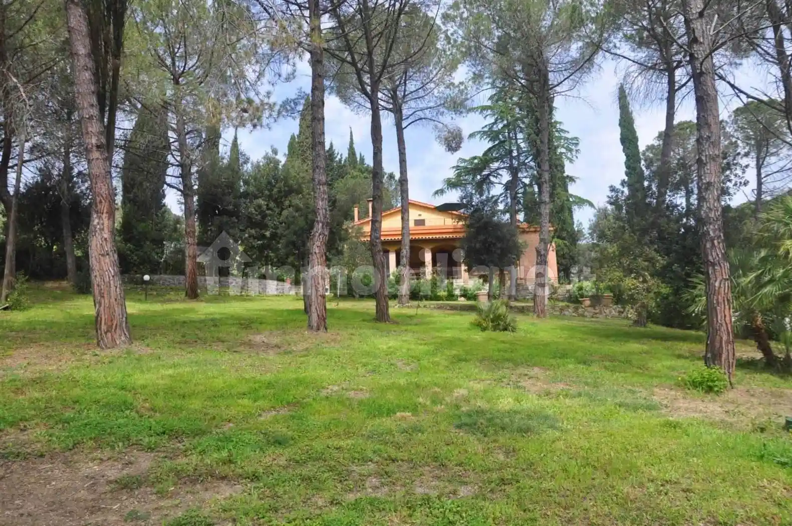 Villa in vendita a Rosignano Marittimo
