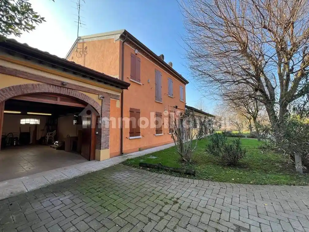 Casa indipendente in vendita a Roncoferraro