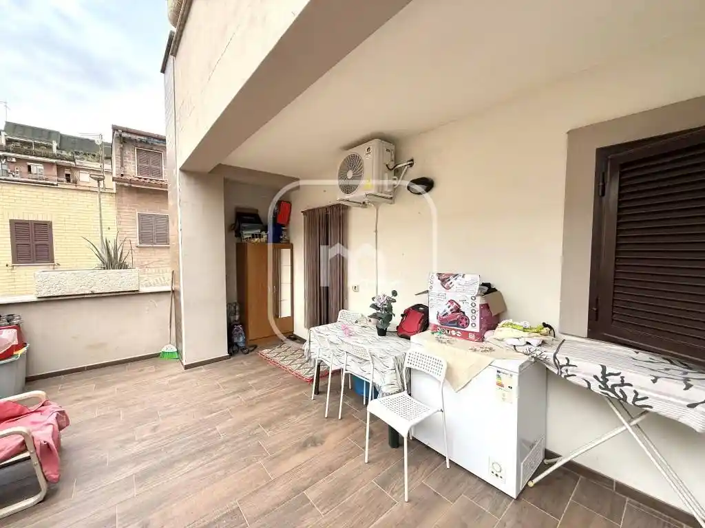 Appartamento in vendita a Guidonia Montecelio
